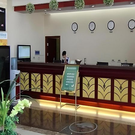 Greentree Inn Tianjin Wuqing Distric Bohai Market Eksteriør bilde