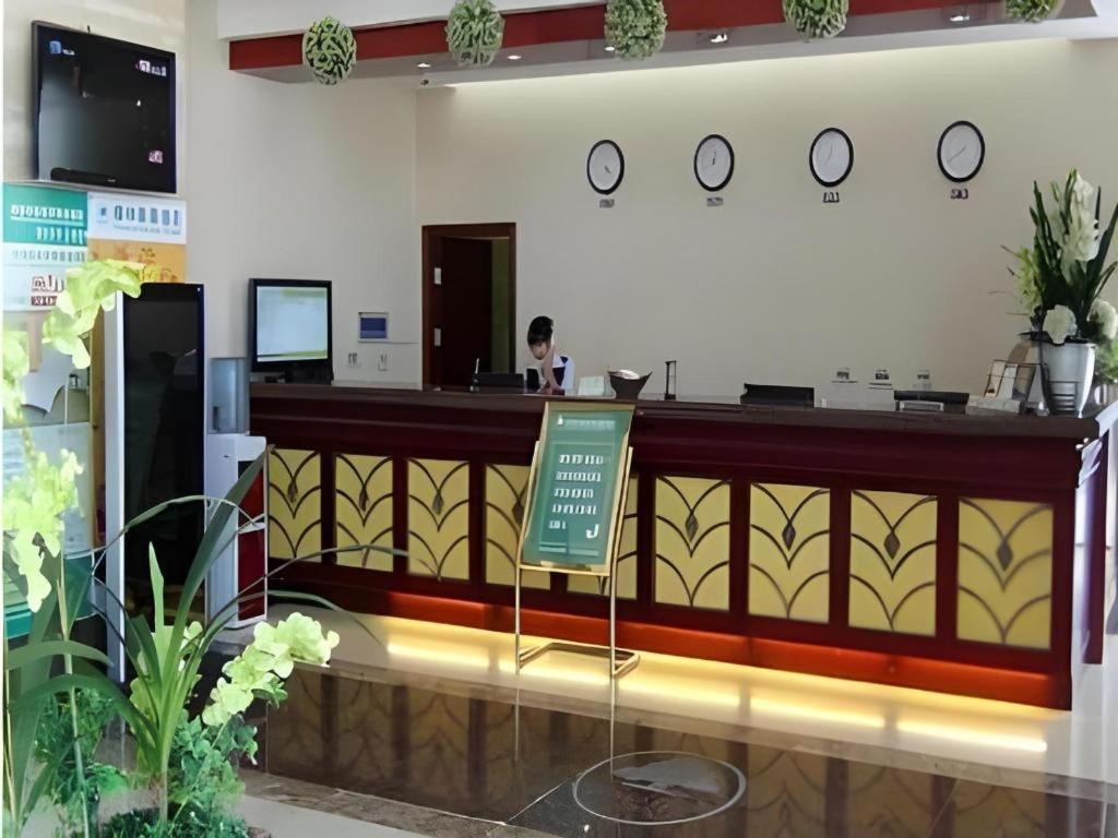 Greentree Inn Tianjin Wuqing Distric Bohai Market Eksteriør bilde